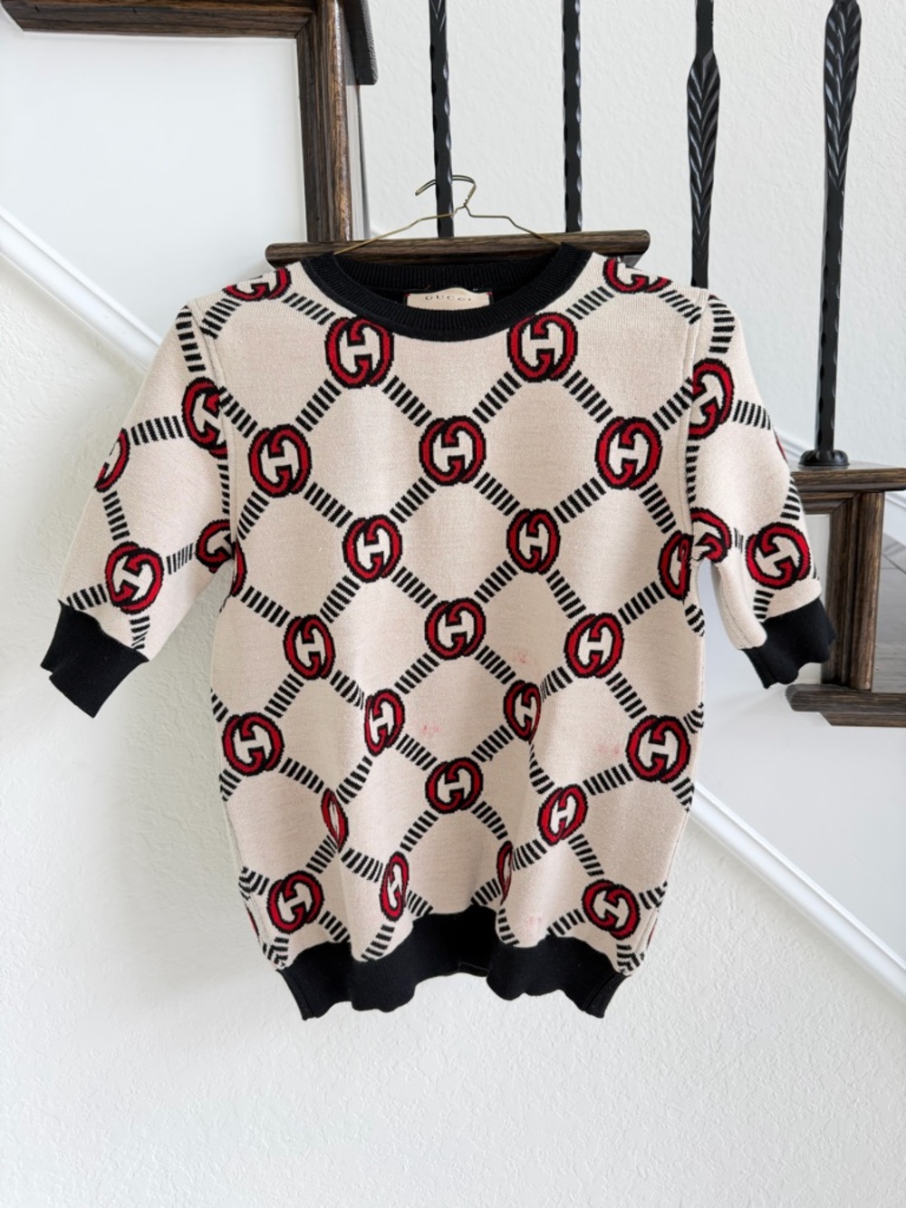 Gucci Wool Short Sleeve Sweater with Red Black Logo Print